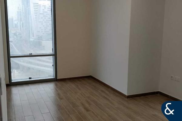 Vacant | Canal View | Largest Layout